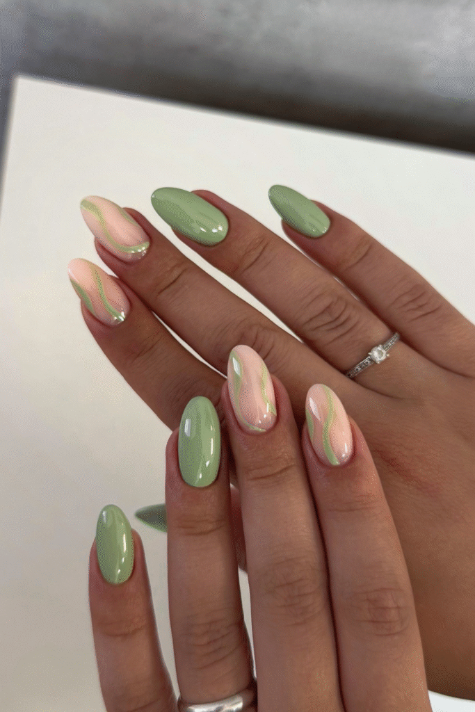 23+ Green Nail Ideas That Look So Fresh for 2025 10