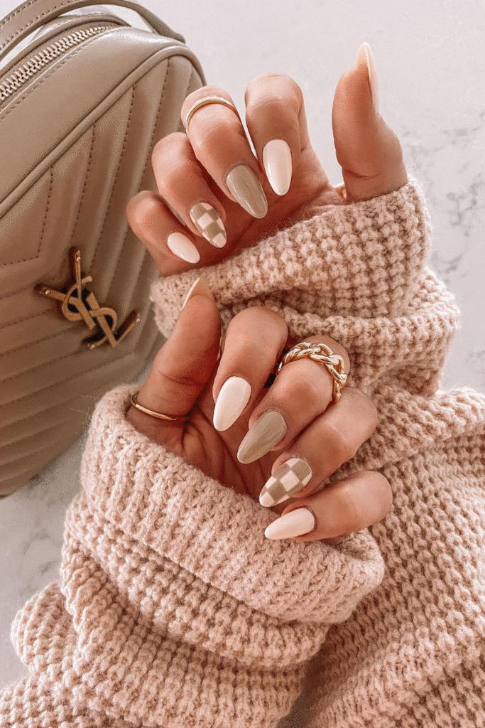 20+ Fall Nail Ideas That Perfectly Match Sweater Weather 12