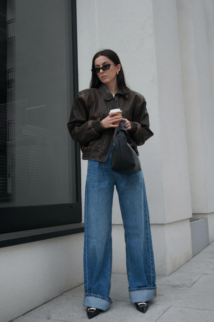 20+ Chic & Effortless Baggy Jeans Looks for Every Season 14