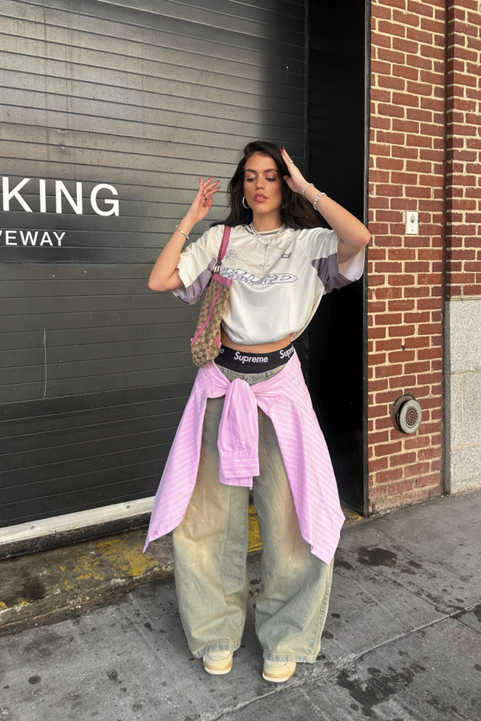 20+ Chic & Effortless Baggy Jeans Looks for Every Season 2