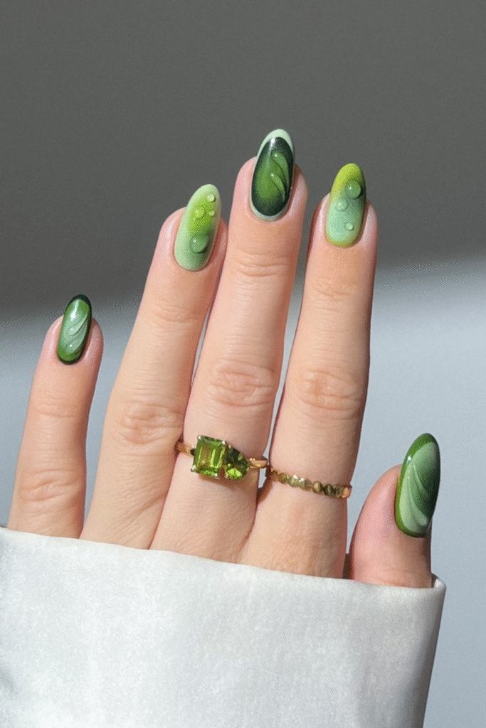 23+ Green Nail Ideas That Look So Fresh for 2025 22