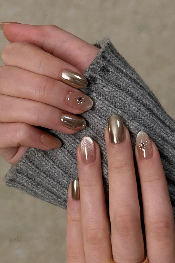 17+ Stunning Gold Nail Designs That Feel Pure Luxury 22