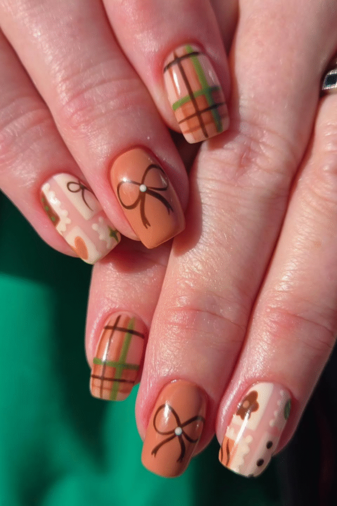 20+ Fall Nail Ideas That Perfectly Match Sweater Weather 3