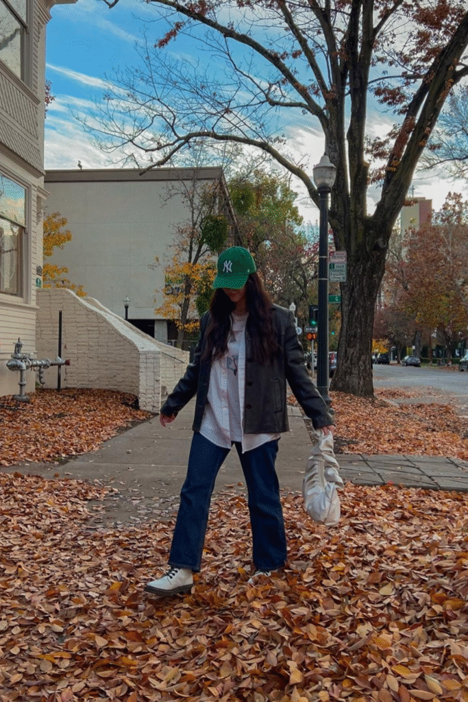 22+ Cozy & Trendy Winter Looks to Try This Year 4