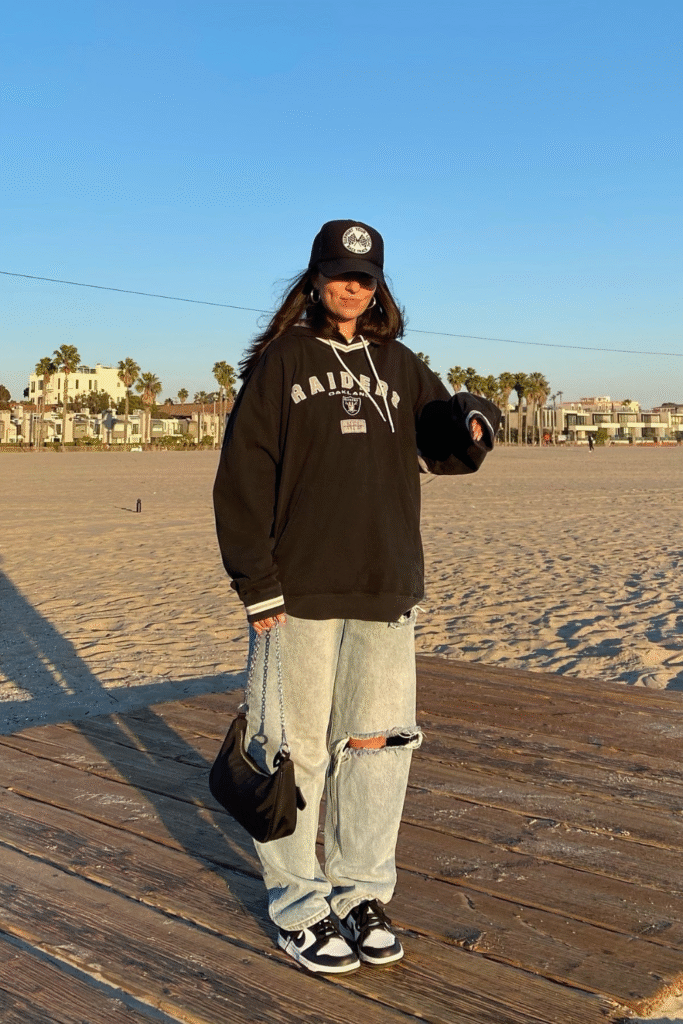 20+ Chic & Effortless Baggy Jeans Looks for Every Season 5