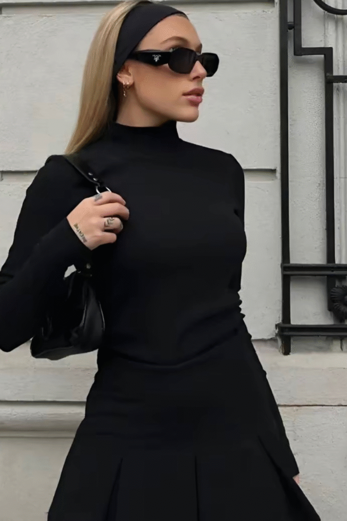 17+ Headband Hairstyles That Are So Chic in 2025 5