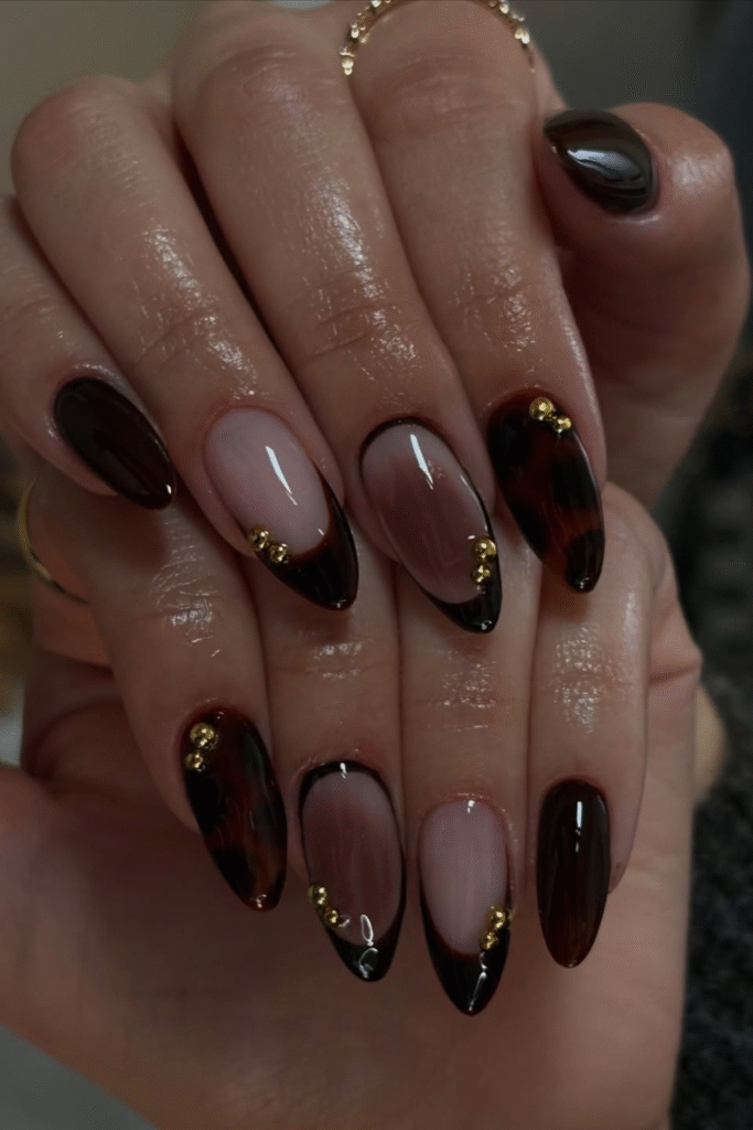 20+ Fall Nail Ideas That Perfectly Match Sweater Weather 9