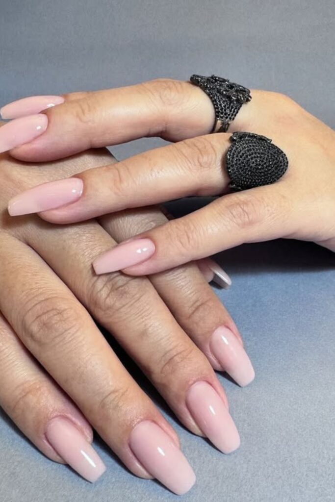 18+ Coffin Nail Designs to Try in 2025 coffin nails (10)