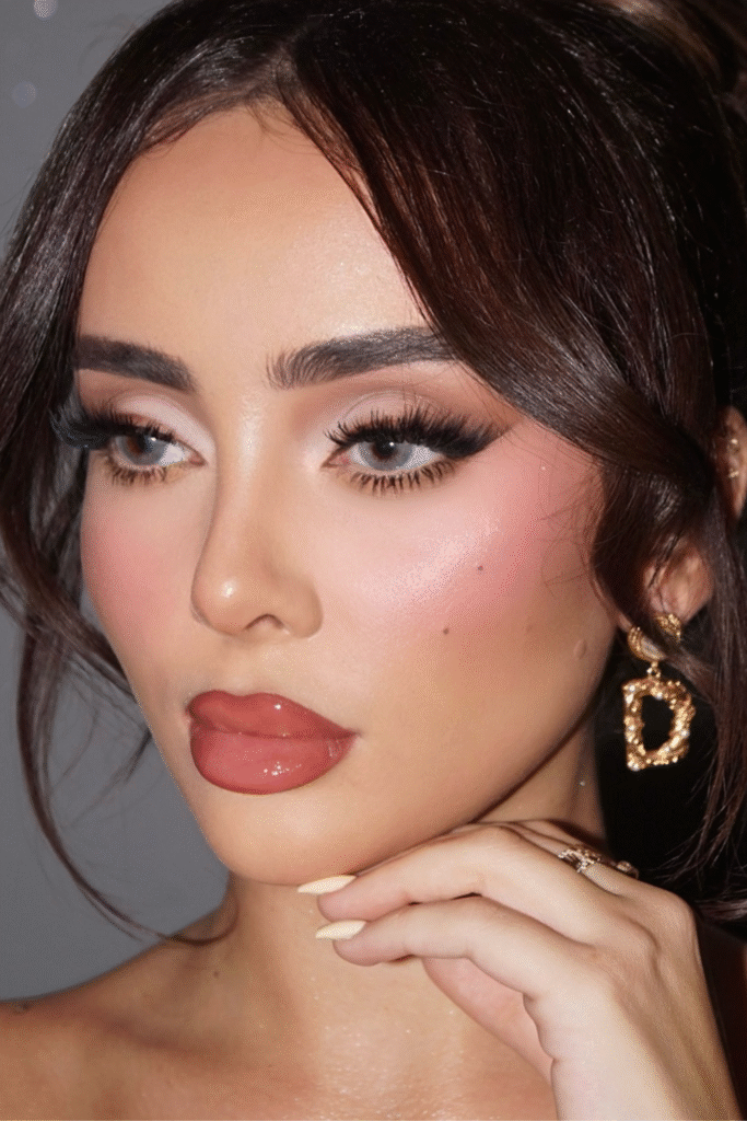 22+ Retro ’90s Makeup Styles That Still Look Stunning in 2025 untitled design