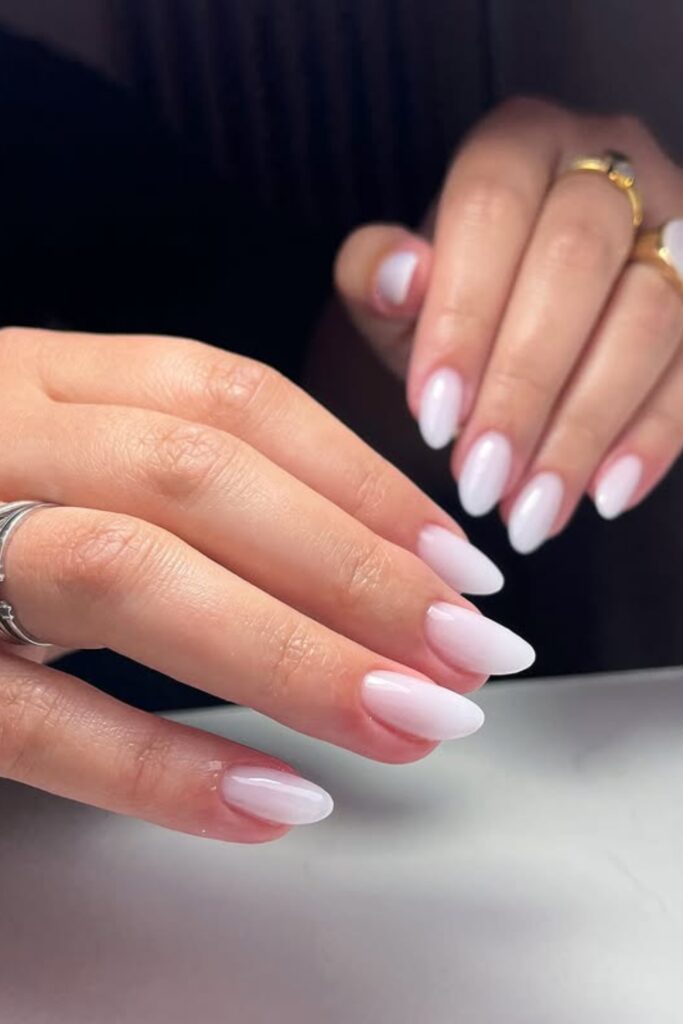 19+ Almond Nail Ideas for 2025 That Look So Chic almond nails (9)