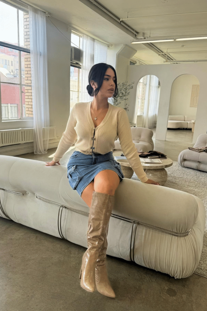 21+ Stylish Denim Skirt Outfits You’ll Love to Wear 1