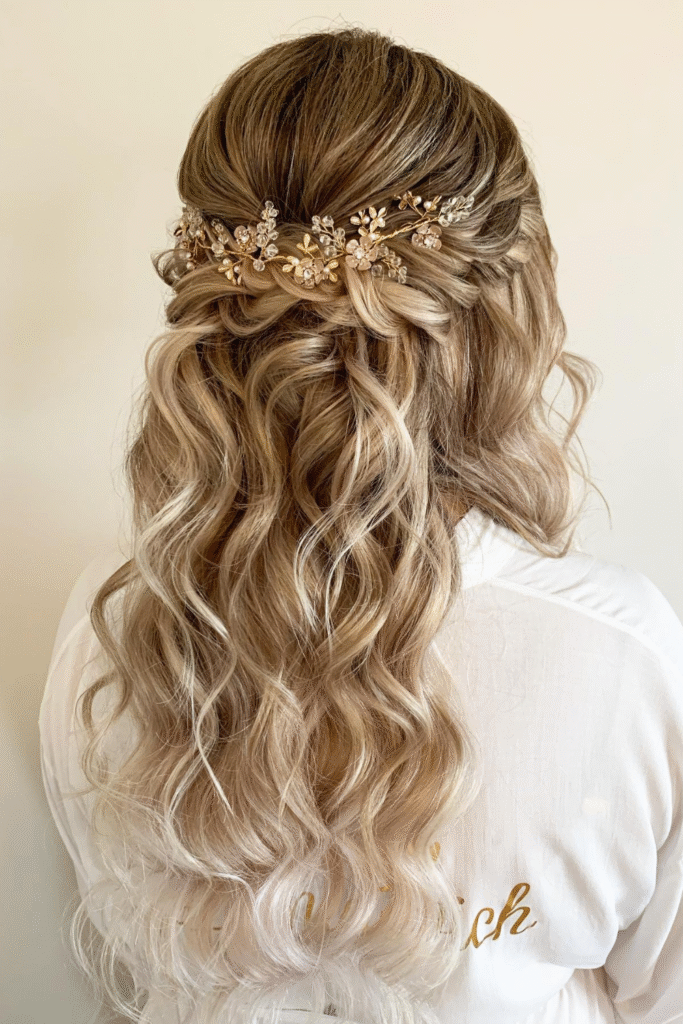 22+ Half Up Half Down Hairstyles for Every Occasion 1