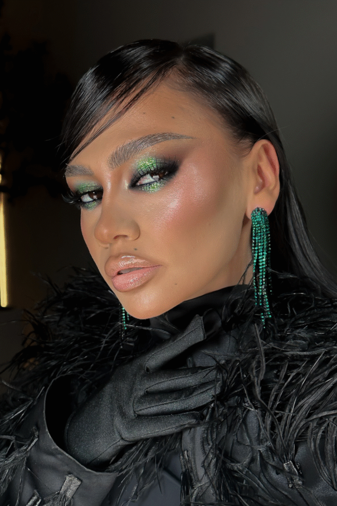 23+ Stunning Green Eye Makeup Ideas for Every Mood 10