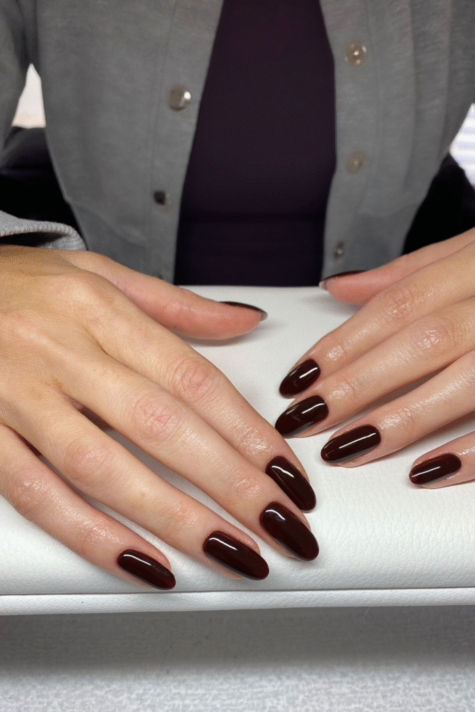 22+ Trendy November Nail Designs to Match Your Fall Style 10