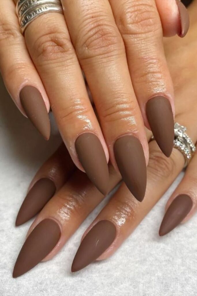 23+ Mocha Nail Ideas That Keep Your Style Warm And Fresh 11