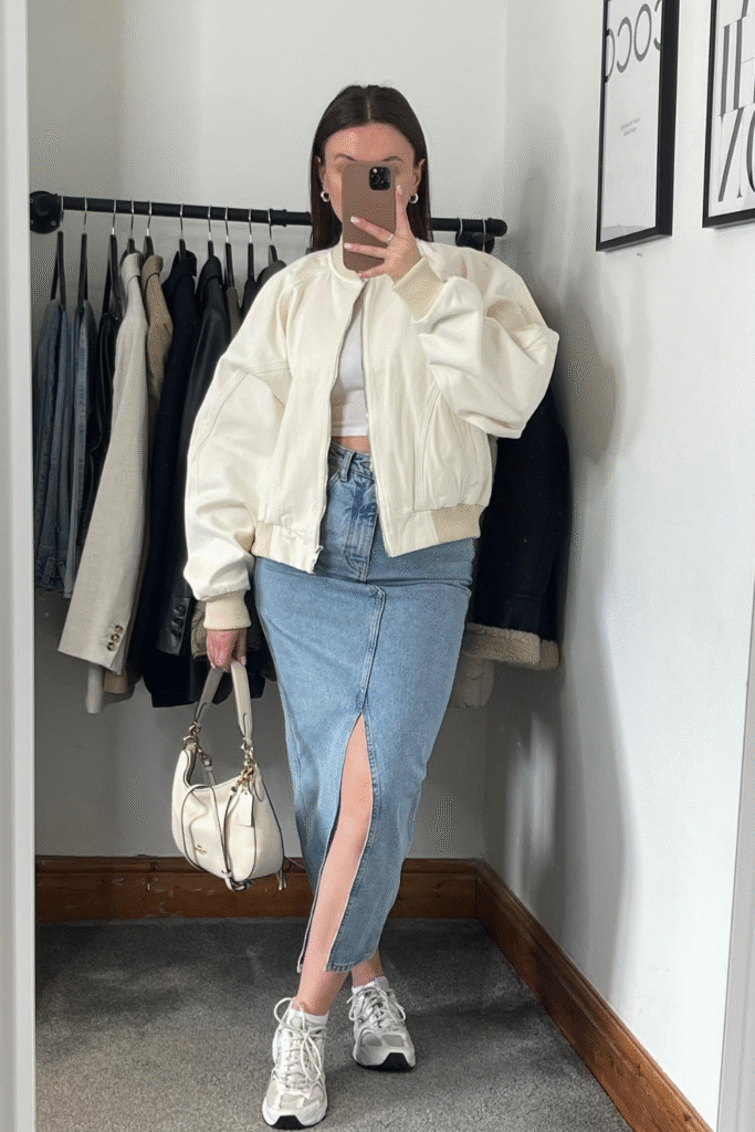 21+ Stylish Denim Skirt Outfits You’ll Love to Wear 13