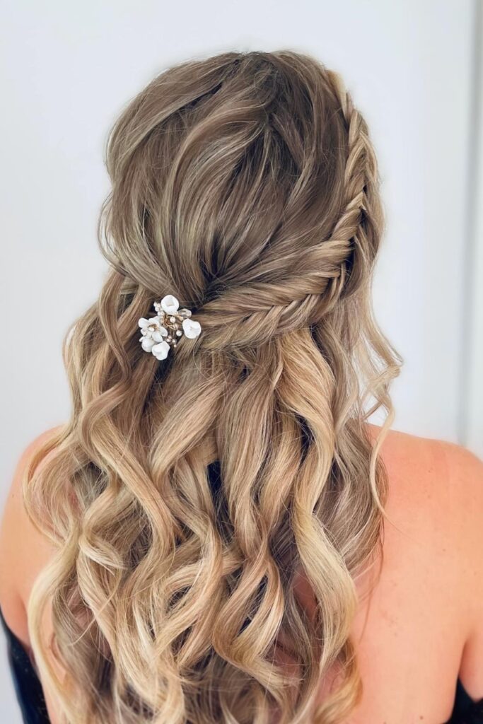 21+ Braided Hairstyles for Everyday Style 14