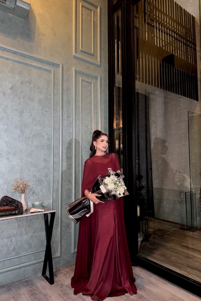 21+ Birthday Outfits for a Fun Stylish Celebration 16