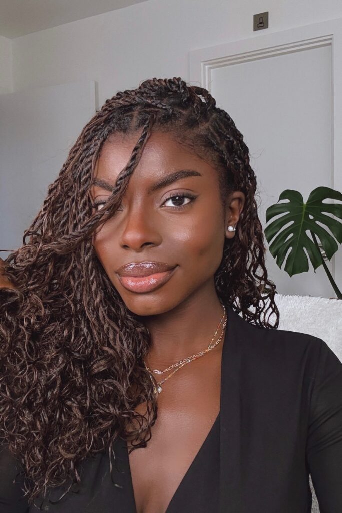 21+ Braided Hairstyles for Everyday Style 16