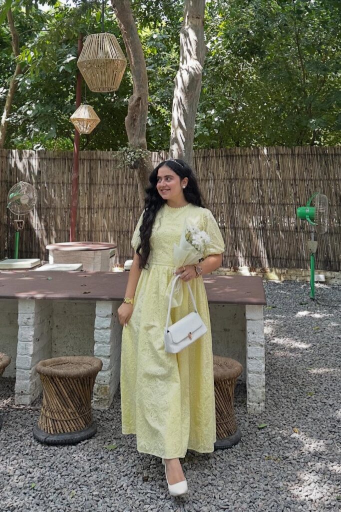 21+ Birthday Outfits for a Fun Stylish Celebration 19