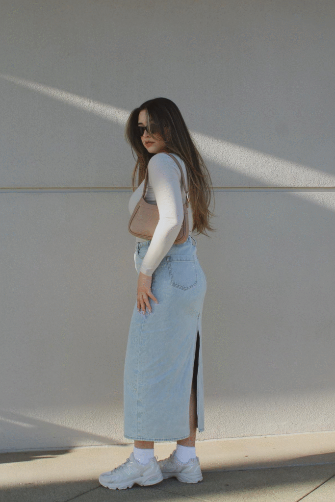 21+ Stylish Denim Skirt Outfits You’ll Love to Wear 2