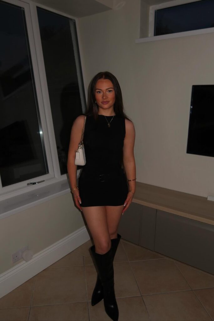 21+ Birthday Outfits for a Fun Stylish Celebration 2