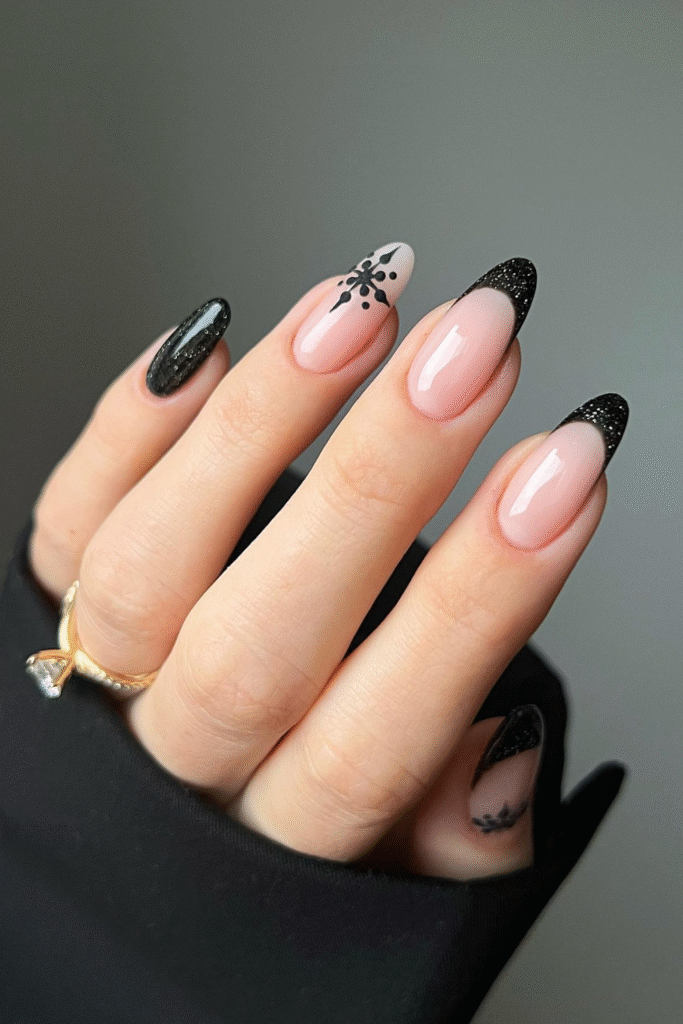 20+ December Nail Ideas for a Cozy Winter Look 20