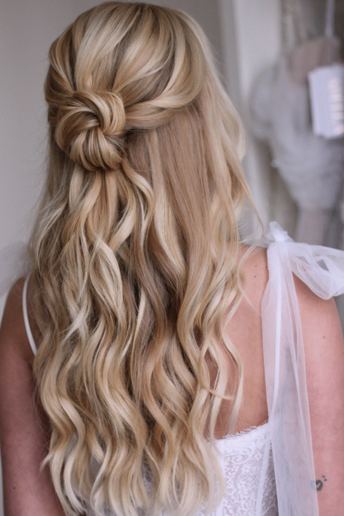 24+ Bridesmaid Hairstyles That Steal the Spotlight 3