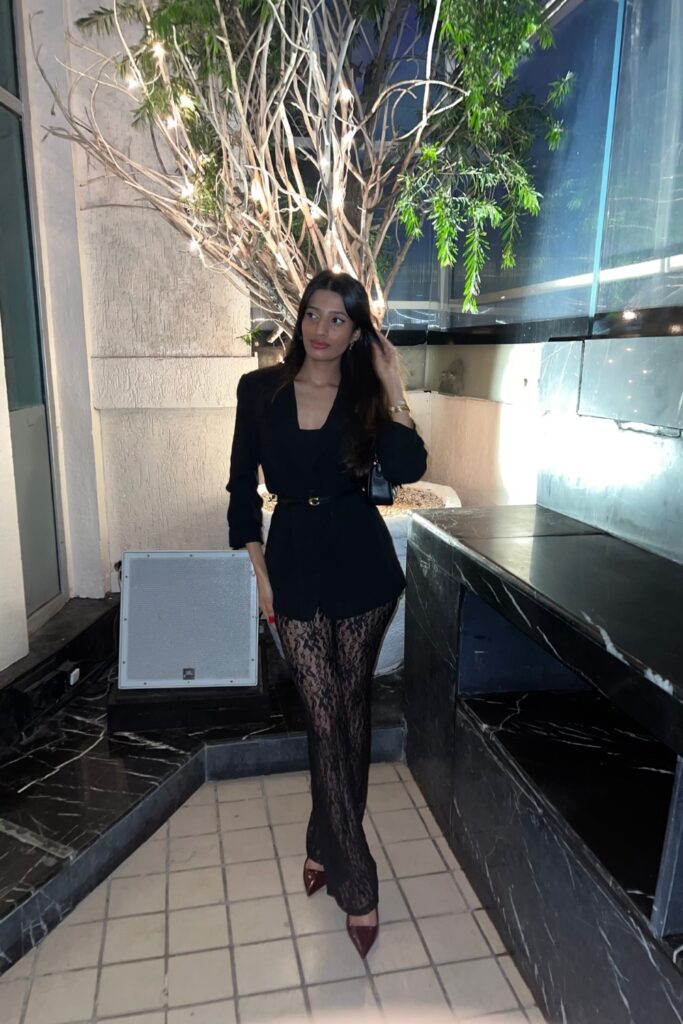 21+ Birthday Outfits for a Fun Stylish Celebration 5