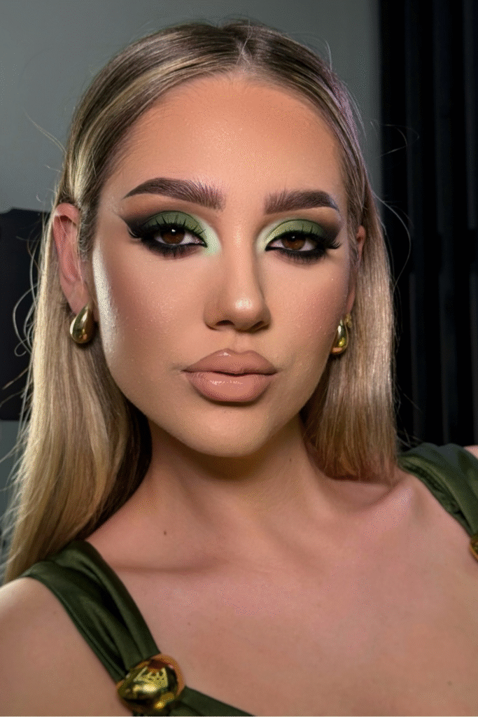 23+ Stunning Green Eye Makeup Ideas for Every Mood 5