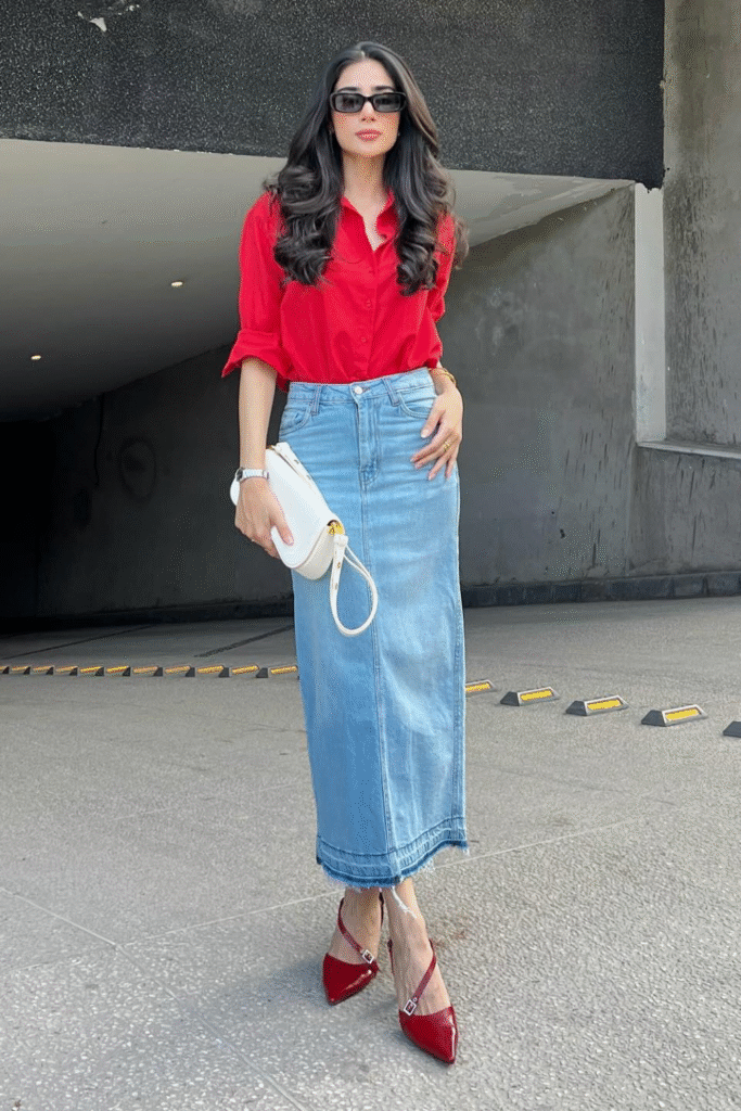 21+ Stylish Denim Skirt Outfits You’ll Love to Wear 6