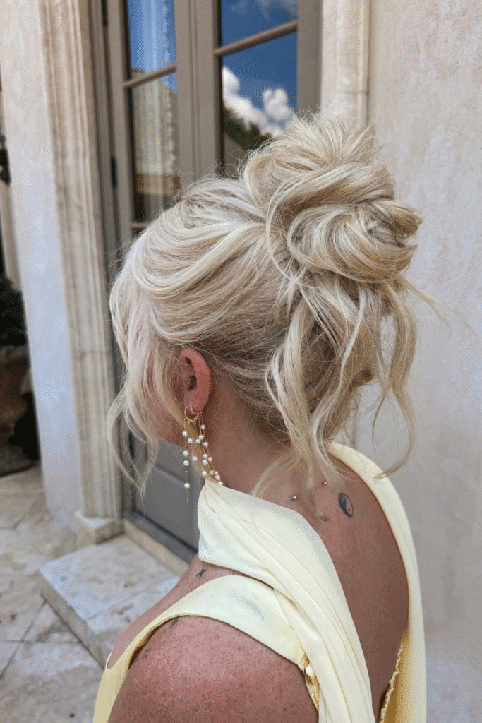 24+ Bridesmaid Hairstyles That Steal the Spotlight 7