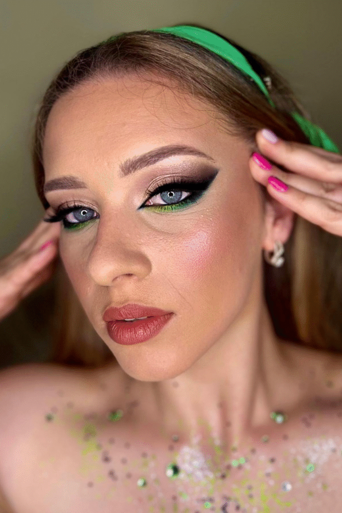 23+ Stunning Green Eye Makeup Ideas for Every Mood 8