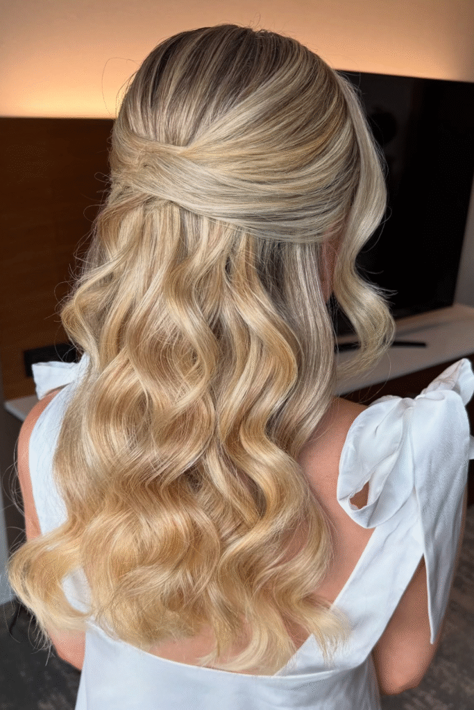 25+ Bridal Hairstyles for a Stunning Wedding Look 8