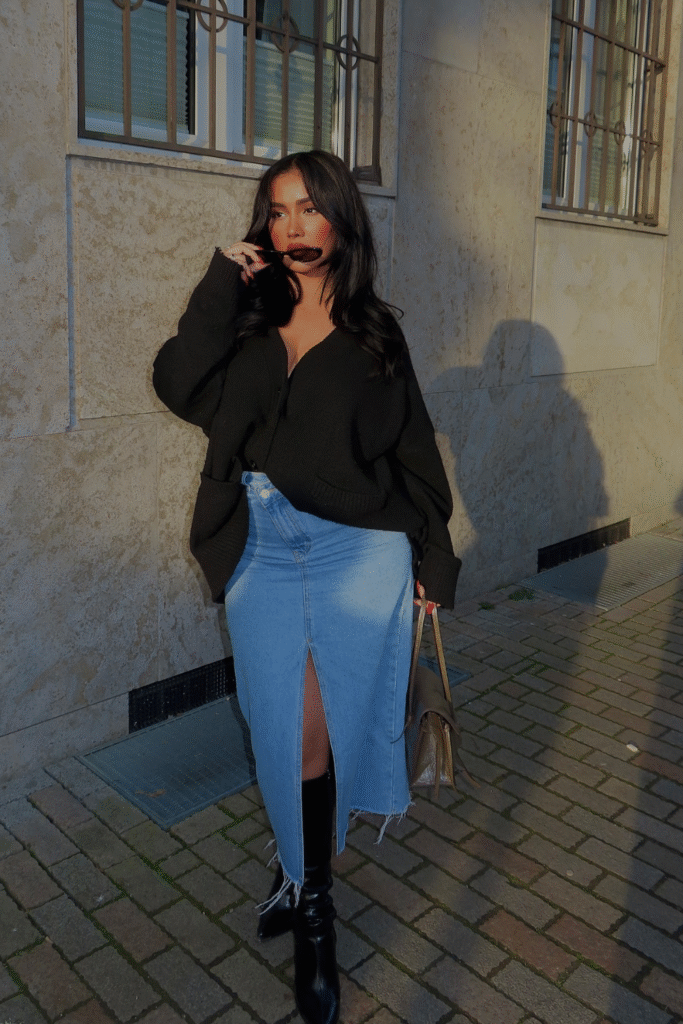 21+ Stylish Denim Skirt Outfits You’ll Love to Wear 9