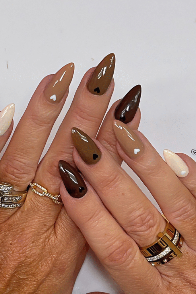 22+ Trendy November Nail Designs to Match Your Fall Style 9