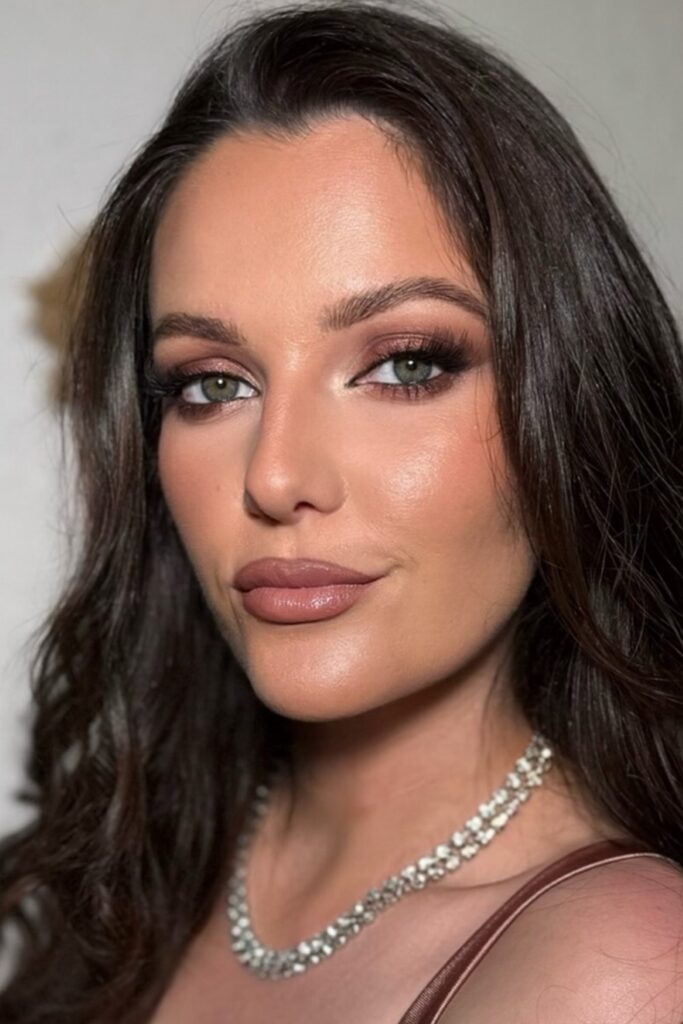 16+ Eye Makeup Ideas for Bold or Soft Everyday Looks ana.atanasia 1747594791 3635411059586983865 234862983 (custom)