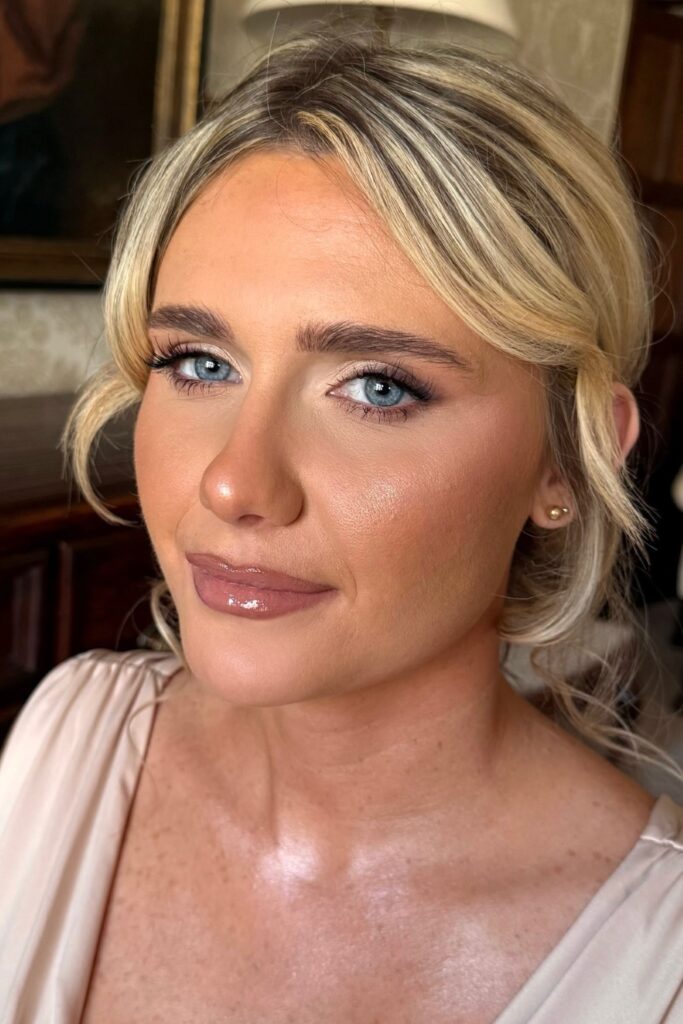 24+ Soft Bridesmaid Makeup Ideas for a Fresh Wedding Look gemmatutt mua 1744558885 3609944038254507273 202514121 (custom)
