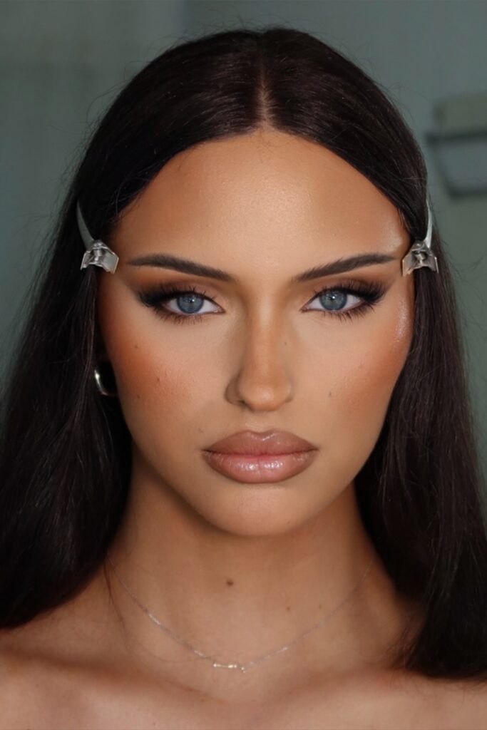 16+ Eye Makeup Ideas for Bold or Soft Everyday Looks louisaperrimakeup 1761203161 3749566337879462174 1972751933 (custom)