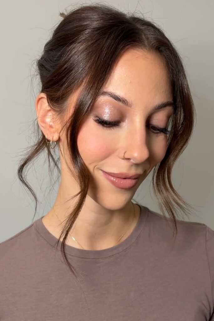 16+ Eye Makeup Ideas for Bold or Soft Everyday Looks muameagankat 1763055011 3765100783902615108 4400626191 (custom)