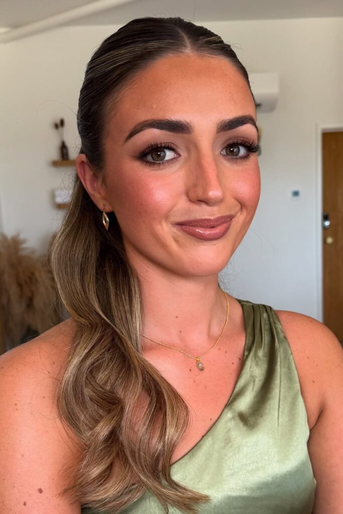 24+ Soft Bridesmaid Makeup Ideas for a Fresh Wedding Look nicolaredman.makeup 1752001524 3672377413019405105 3094186503 (custom)