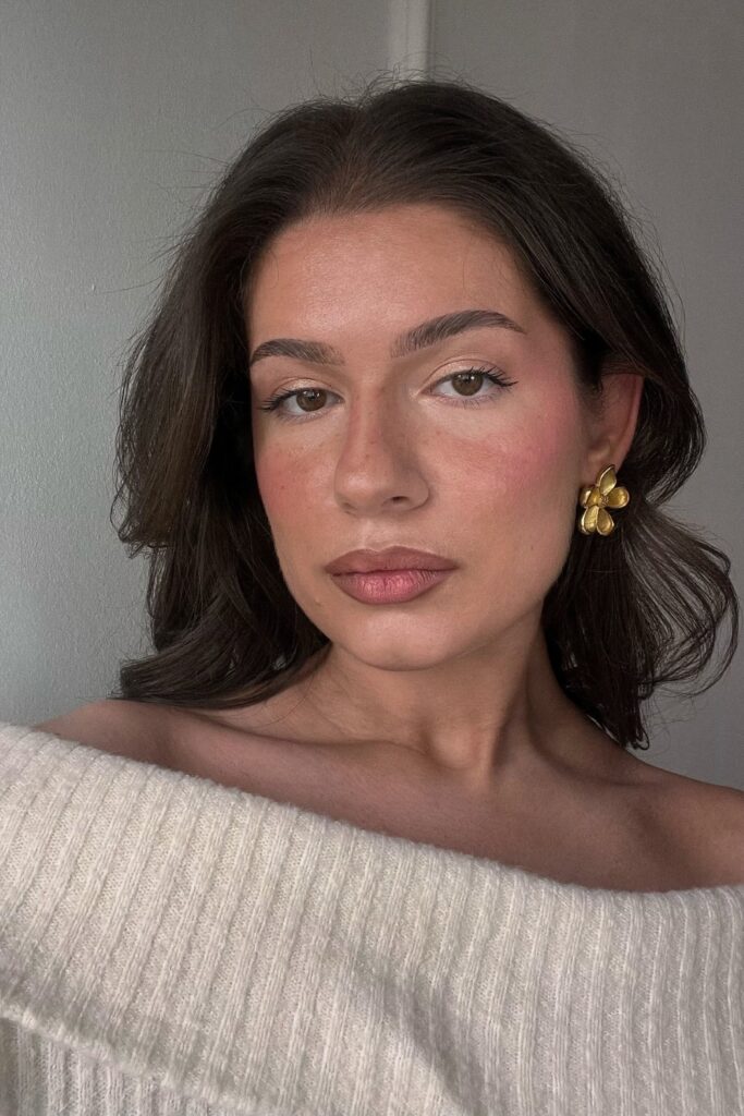 ootdioana 1743439078 3600550416446869779 1564800579 (custom)