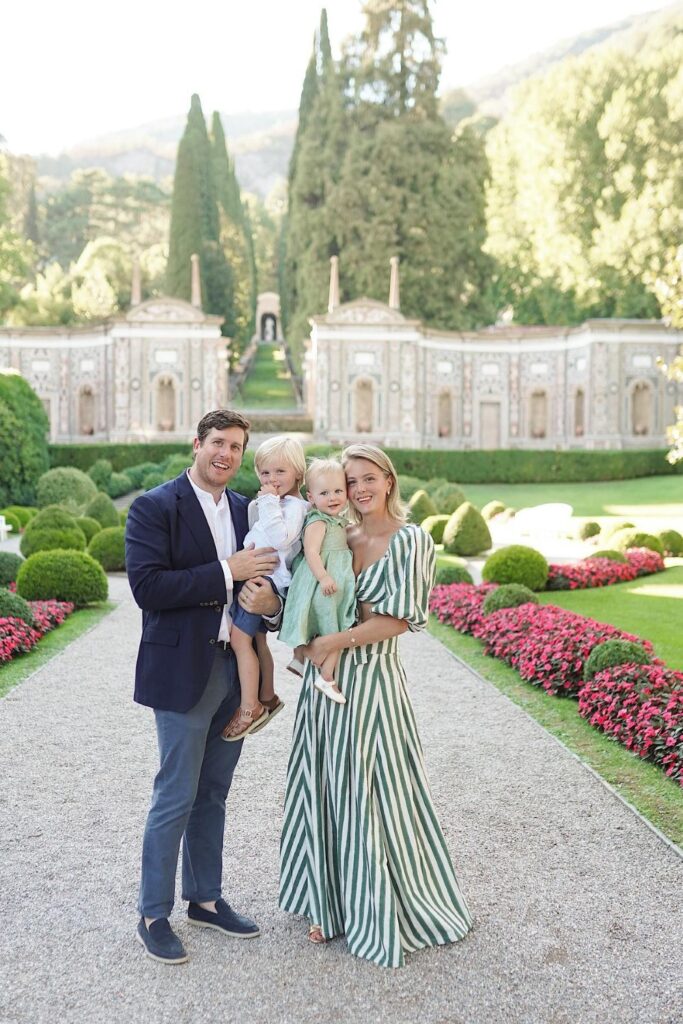 21+ Family Photo Outfit Ideas That Look Great Together samanthavarvel 1661444467 2912729759289905316 8279655 (custom)