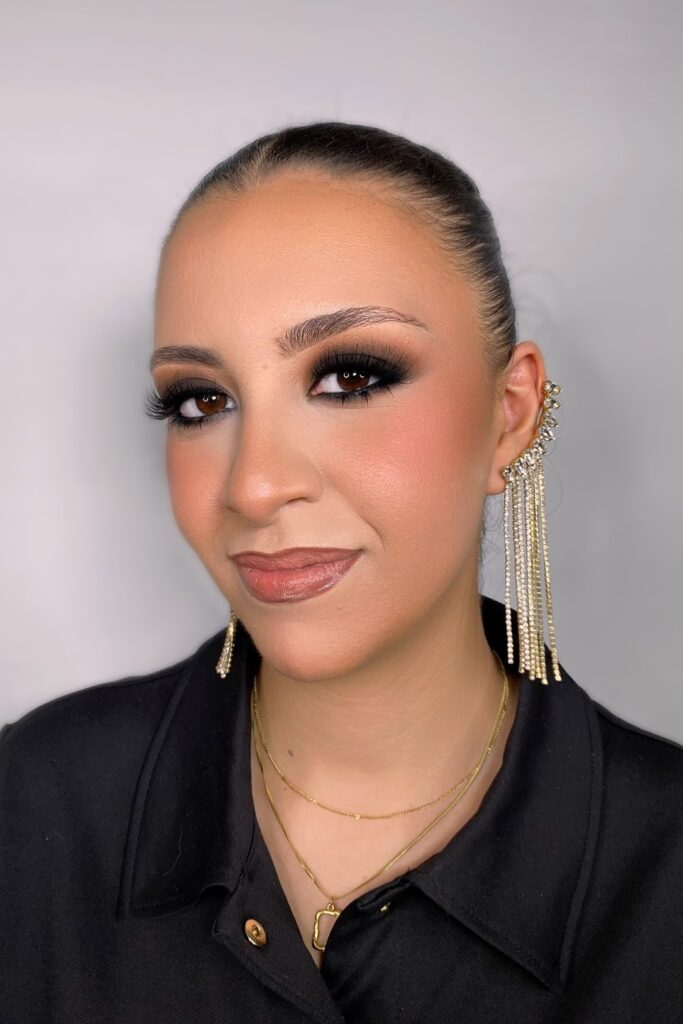 16+ Eye Makeup Ideas for Bold or Soft Everyday Looks szilvi makeup 1751219491 3665817246290175926 3659433192 (custom)