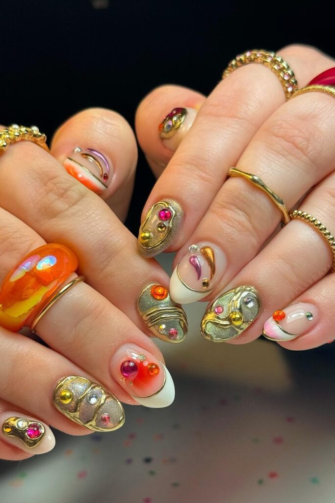 31+ Sparkling Rhinestone Nail Ideas for Bold Looks 12