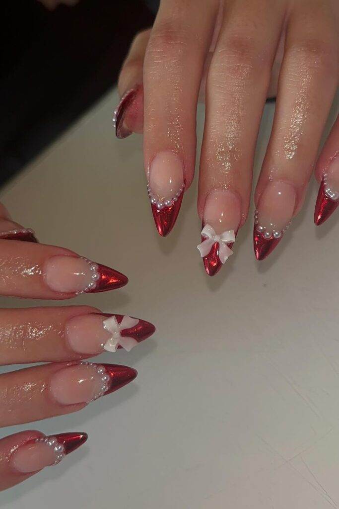 31+ Sparkling Rhinestone Nail Ideas for Bold Looks 23