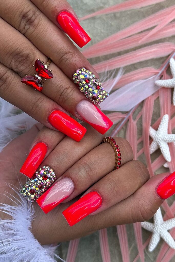 31+ Sparkling Rhinestone Nail Ideas for Bold Looks 26