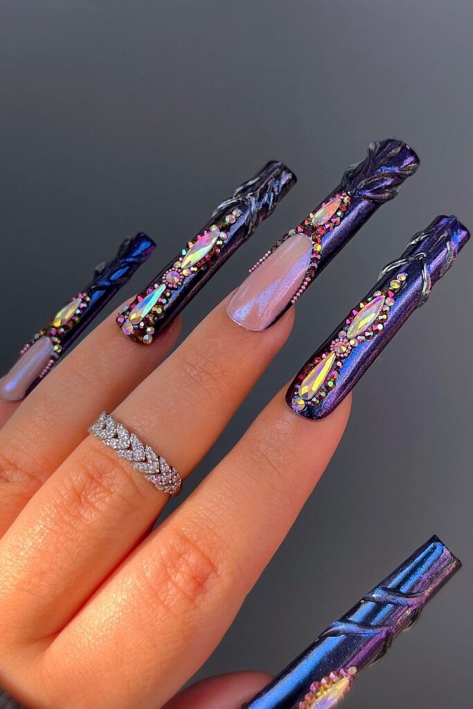 31+ Sparkling Rhinestone Nail Ideas for Bold Looks 31