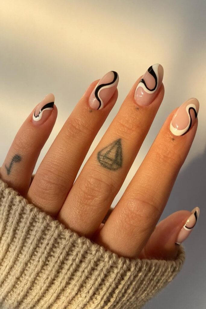 30+ Fresh Swirl Nail Ideas for Every Style 4
