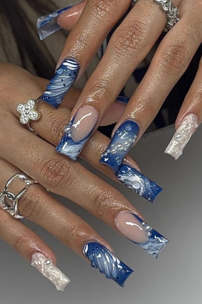 31+ Sparkling Rhinestone Nail Ideas for Bold Looks 6